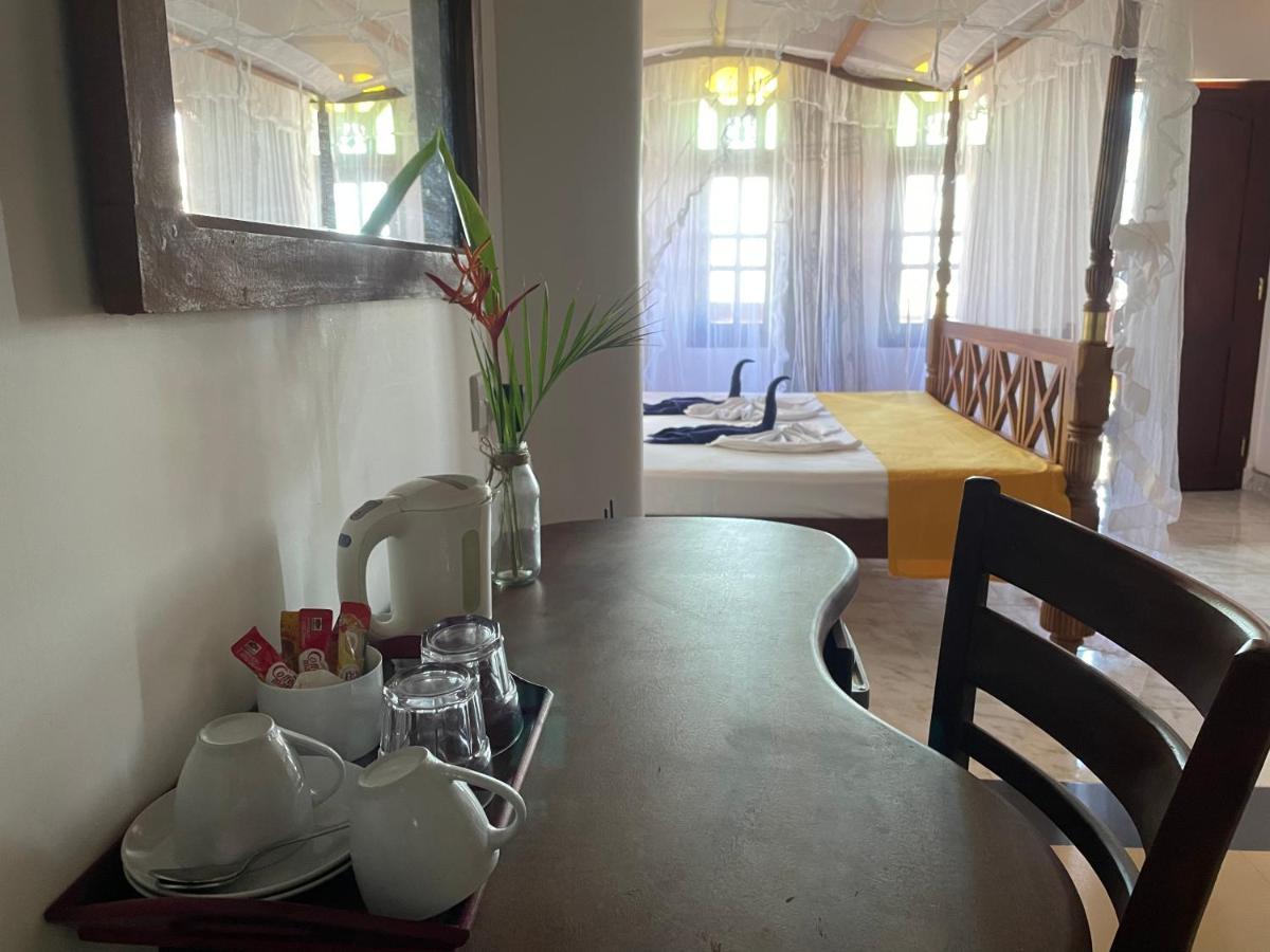 Flamingo Guest House Unawatuna Kültér fotó