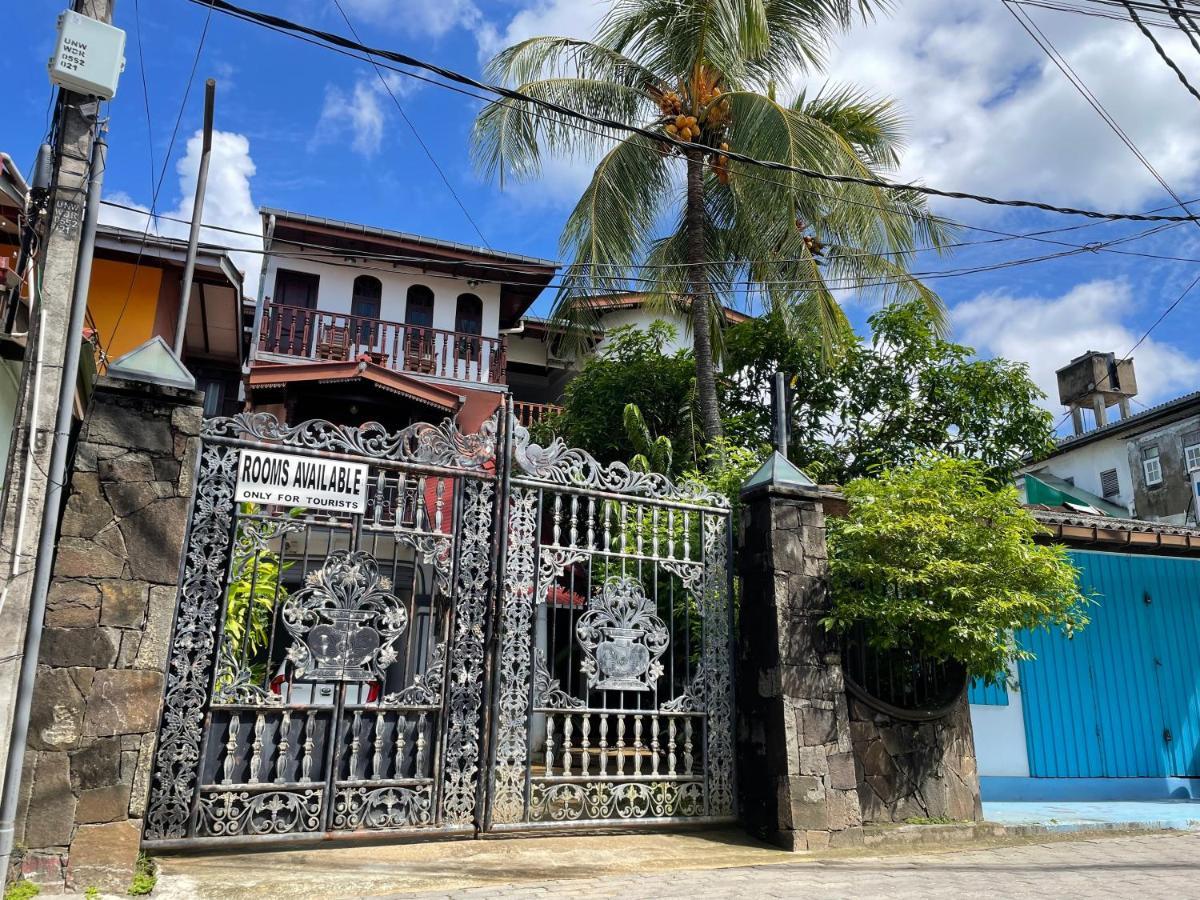 Flamingo Guest House Unawatuna Kültér fotó