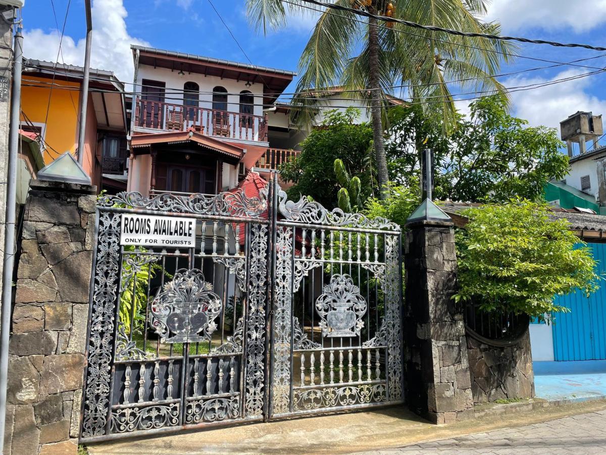 Flamingo Guest House Unawatuna Kültér fotó