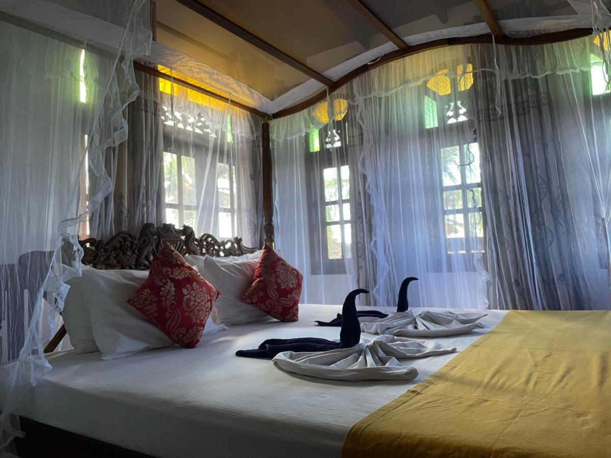 Flamingo Guest House Unawatuna Kültér fotó